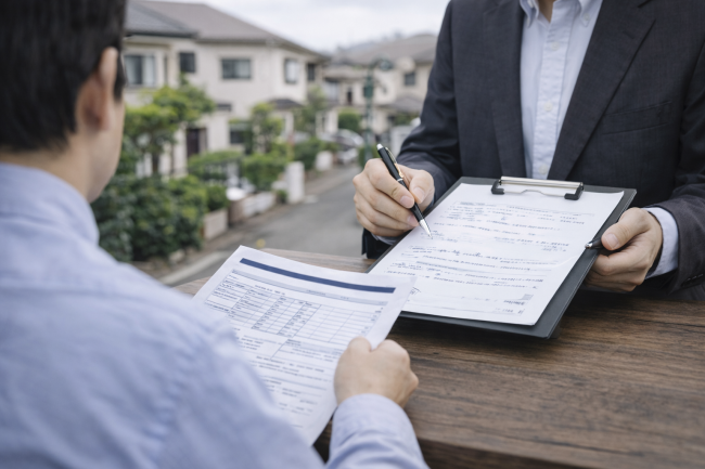 空き家を売る・貸す・放置の判断イメージ図